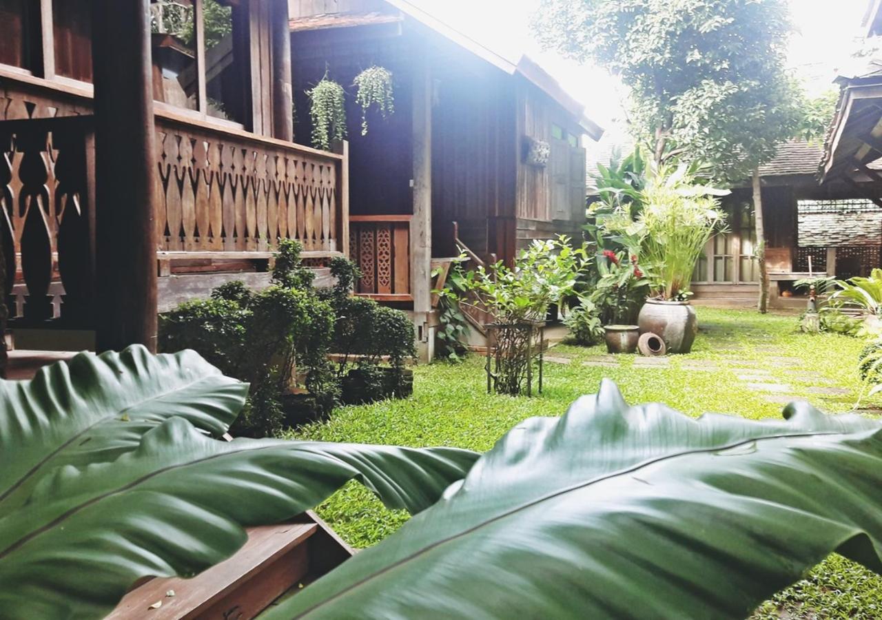 Tanita House Bed & Breakfast Chiang Mai Ngoại thất bức ảnh